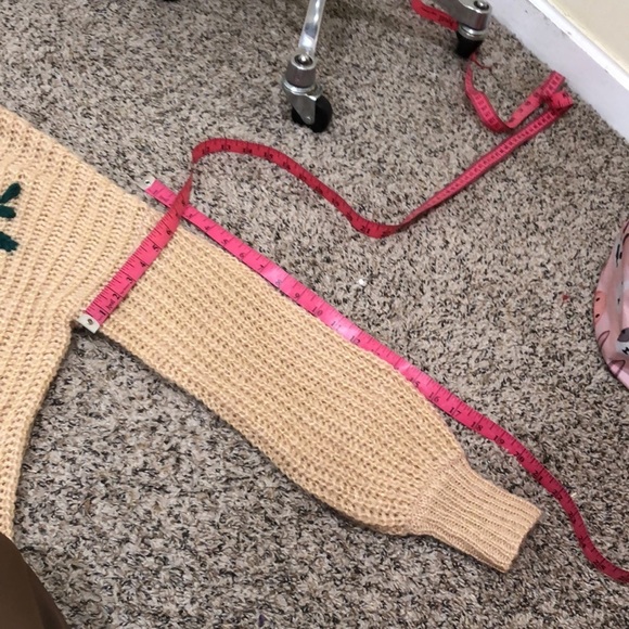 Francesca’s Collection Alya Cardigan Sweater Medium Tan Floral Embroided - Picture 9 of 9